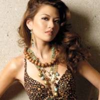 Miss Malaysia Ikut Nadine Berbikini